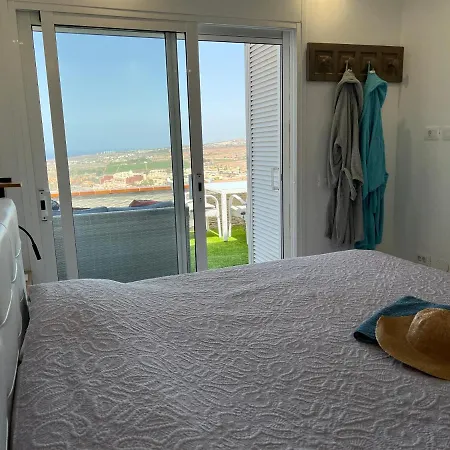 2 Bedroom With Breathtaking View Of The Sea - Sunset * アデヘ
