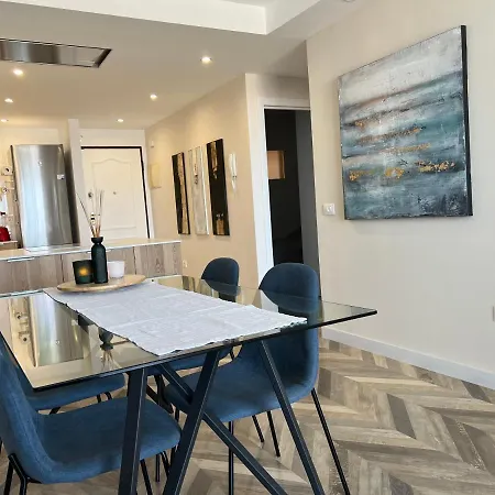 2 Bedroom With Breathtaking View Of The Sea - Sunset דירה