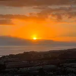 Apartamento 2 Bedroom With Breathtaking View Of The Sea - Sunset