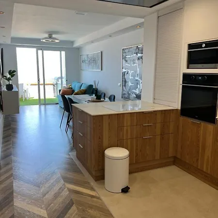 2 Bedroom With Breathtaking View Of The Sea - Sunset Apartamento