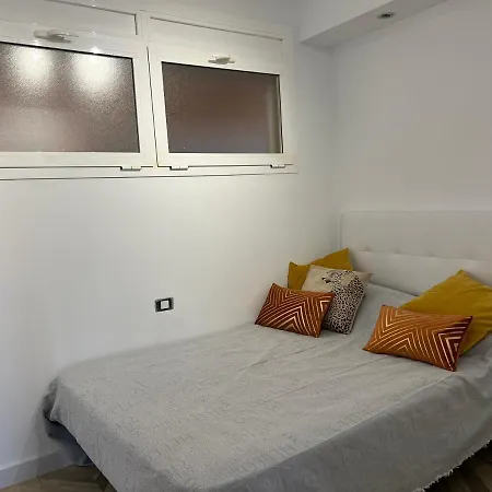 2 Bedroom With Breathtaking View Of The Sea - Sunset 阿德耶