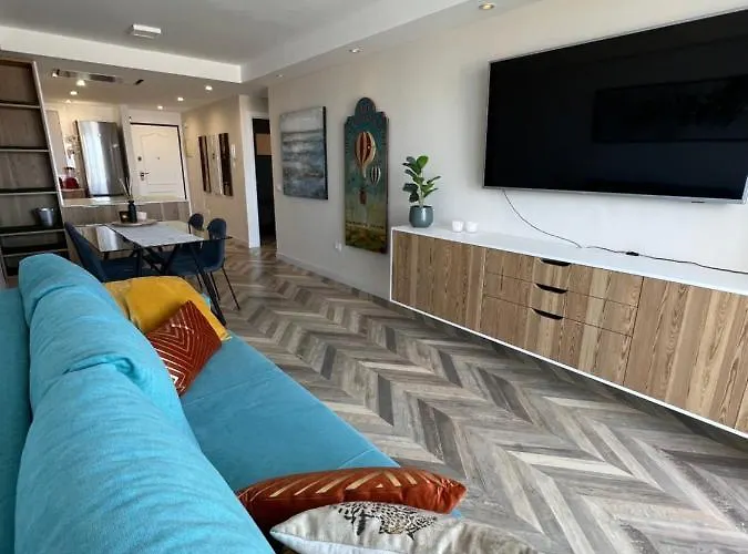 2 Bedroom With Breathtaking View Of The Sea - Sunset