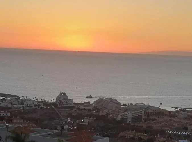 2 Bedroom With Breathtaking View Of The Sea - Sunset * Адехе