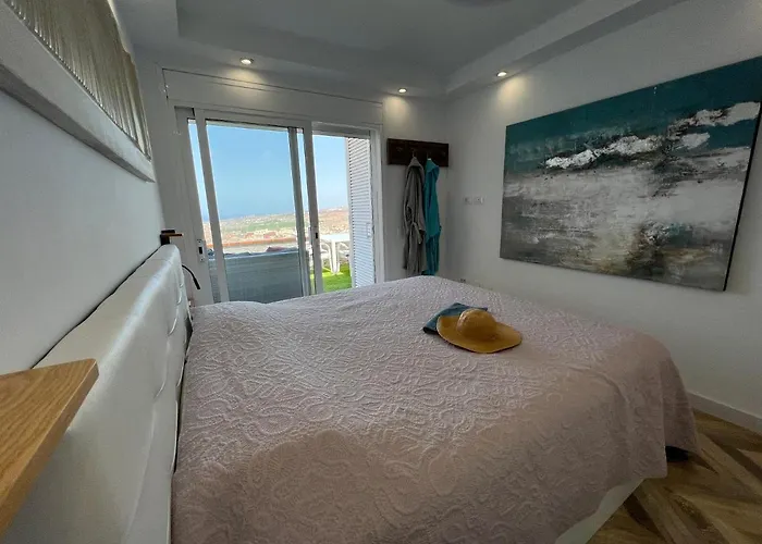 2 Bedroom With Breathtaking View Of The Sea - Sunset Адехе