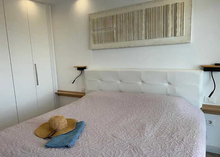 2 Bedroom With Breathtaking View Of The Sea - Sunset Апартаменты